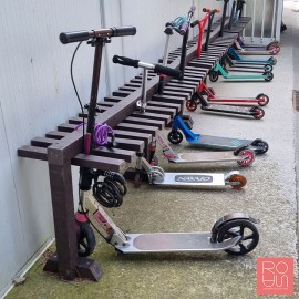 Aparca patinets per a Escoles | Plàstic 100% Reciclat Sostenible